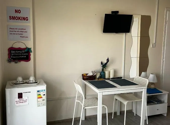 Lucky 5 Appartement Paralímni