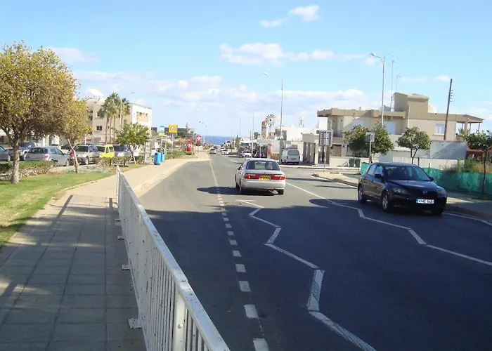 Lucky 5 Appartement Paralímni